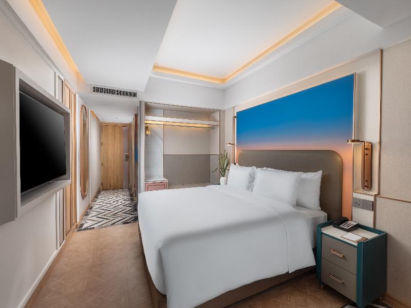 Pipa Bangkok Sukhumvit 11 by Kingston Hotels image