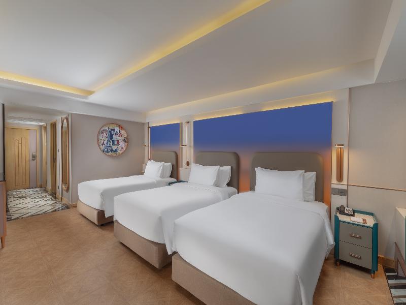 Pipa Bangkok Sukhumvit 11 by Kingston Hotels image