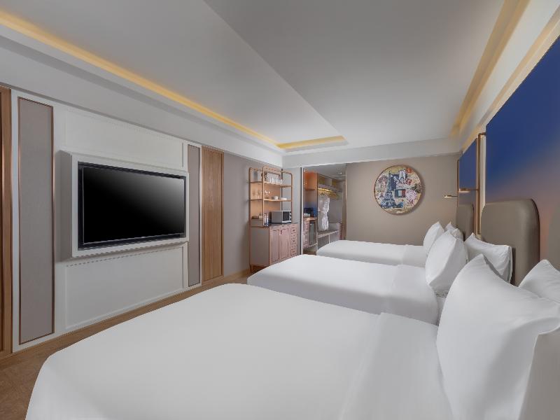 Pipa Bangkok Sukhumvit 11 by Kingston Hotels image