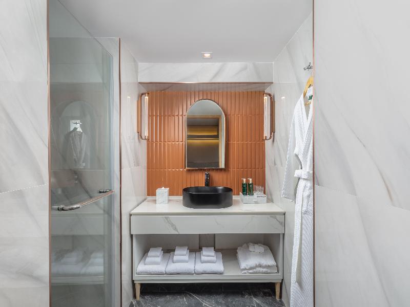 Pipa Bangkok Sukhumvit 11 by Kingston Hotels image