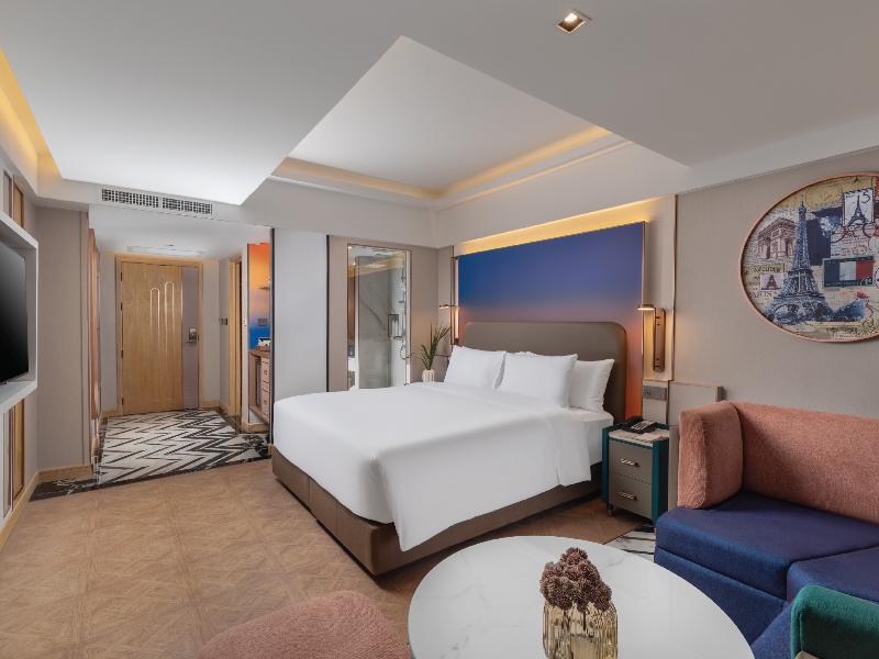 Pipa Bangkok Sukhumvit 11 by Kingston Hotels image