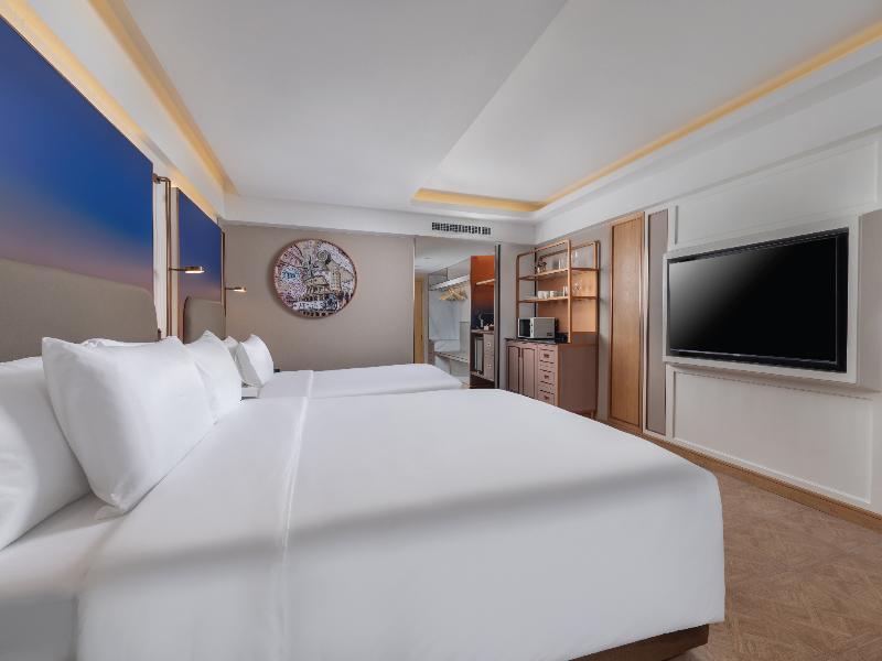 Pipa Bangkok Sukhumvit 11 by Kingston Hotels image
