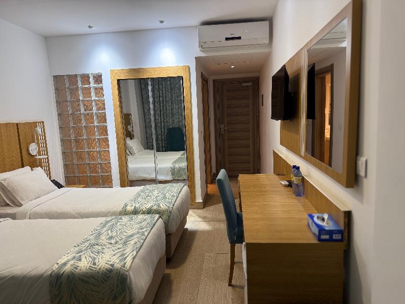 Hotel Delphin - Nouadhibou image