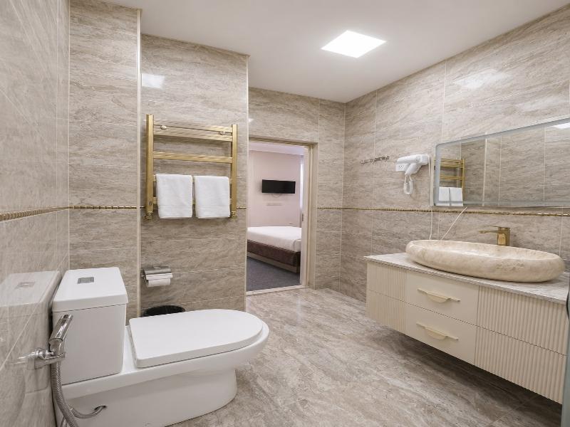 Central City hotel Baku image