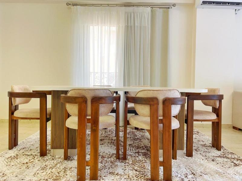 Settle Inn South 90 Apartments - Image 1