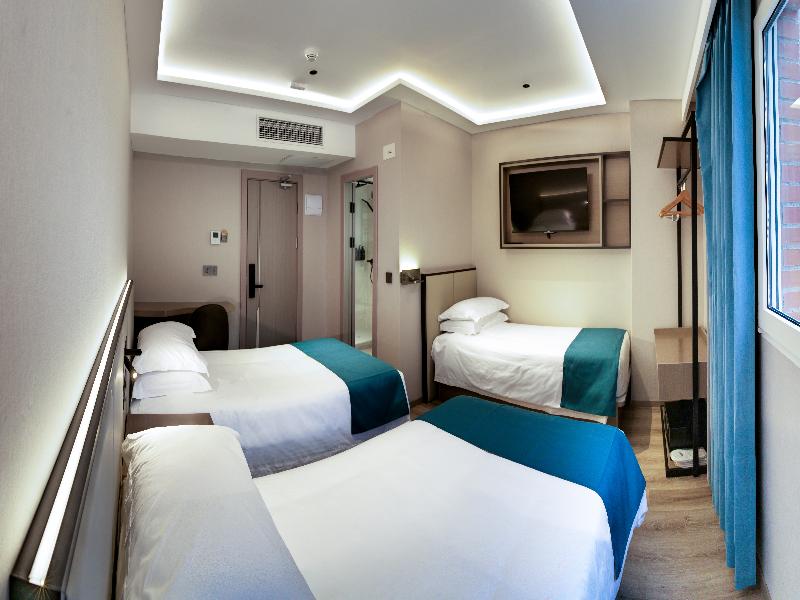 Hotel Calagurris S.l image