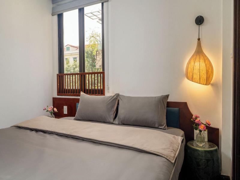 Evelyn Indochine Chic In Central Hanoi image