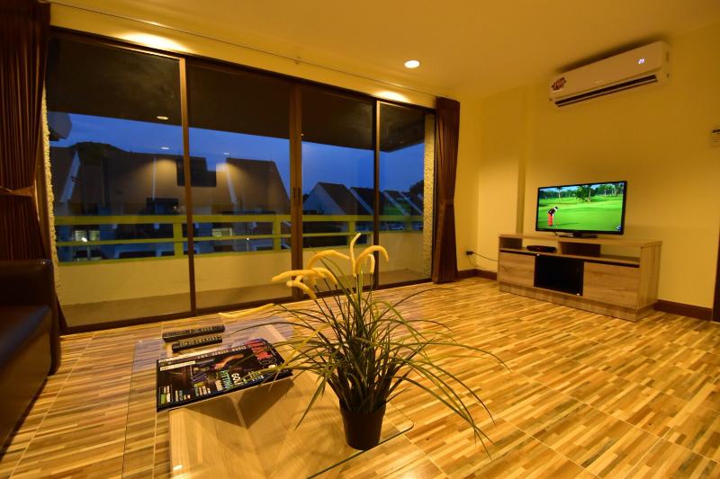 Panorama Golf And Country Club image