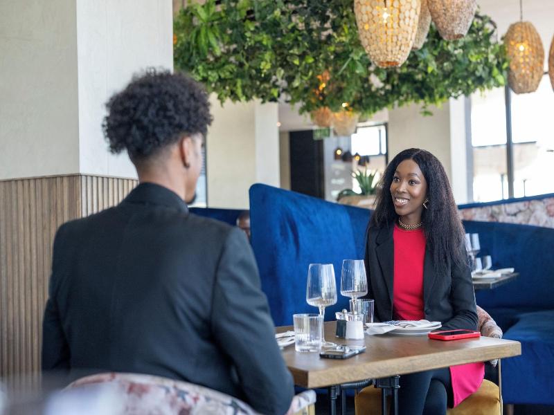 One Rosebank Executive Apartment Hotel image