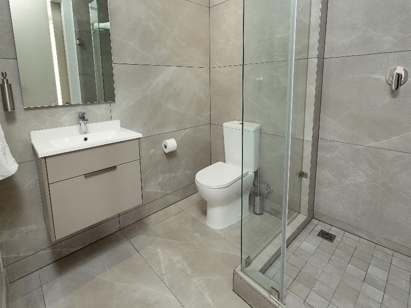 One Rosebank Executive Apartment Hotel image