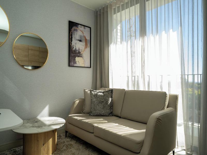 One Rosebank Executive Apartment Hotel image