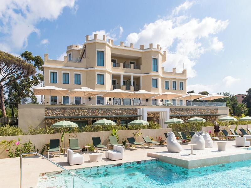 Hotel Chateau Rose — general view
