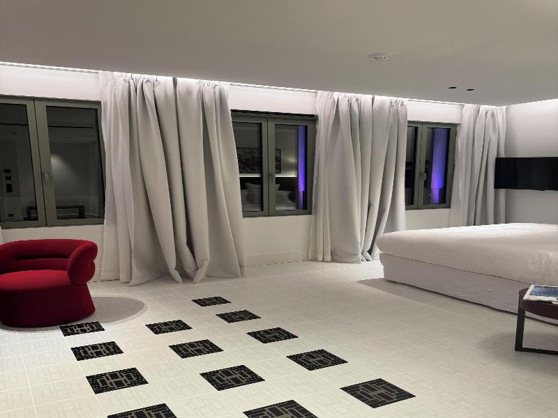 Hotel Chateau Rose image