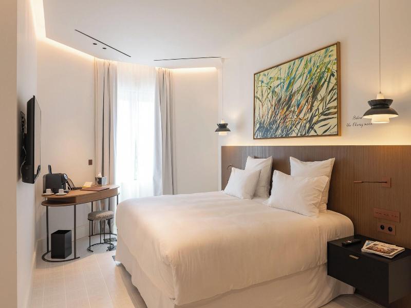 Hotel Chateau Rose image