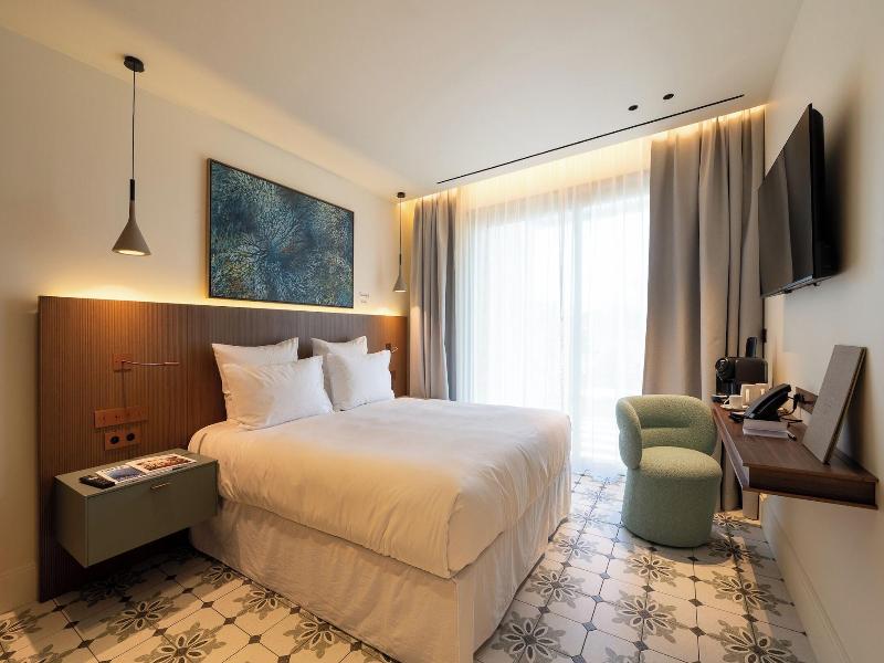 Hotel Chateau Rose image