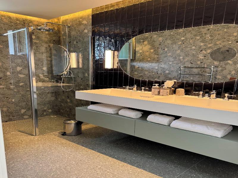 Hotel Chateau Rose image