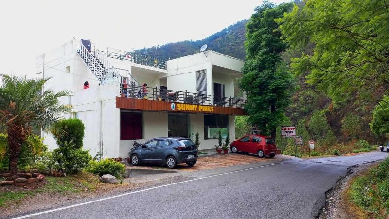 Sunny Pines Resort image