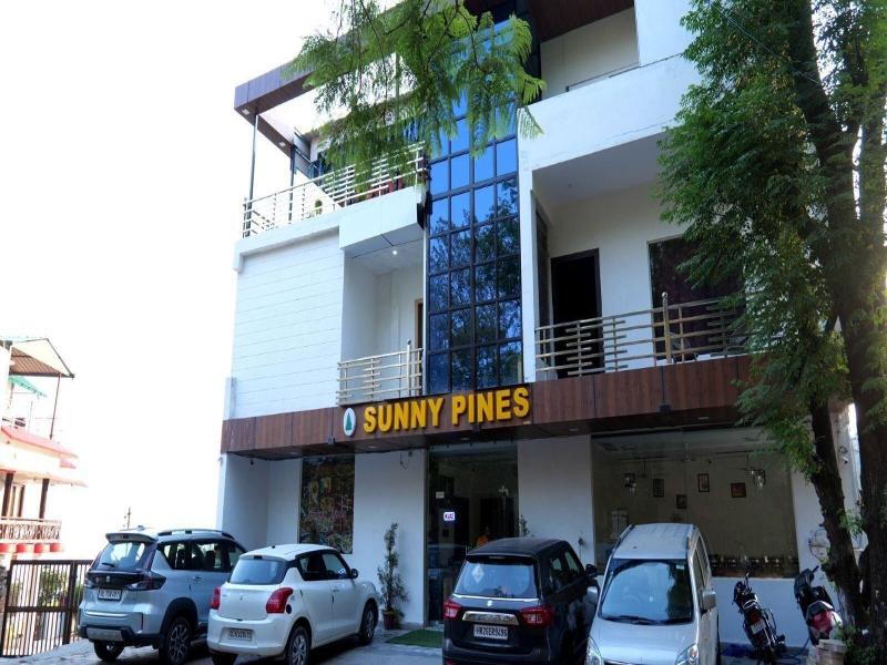 Sunny Pines Resort