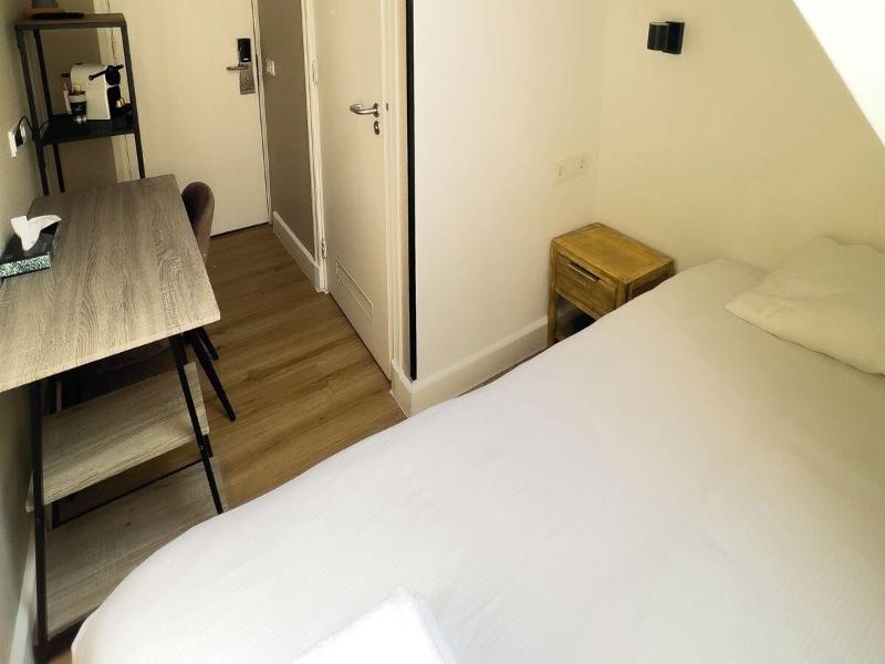 Vondel Garden Hotel image