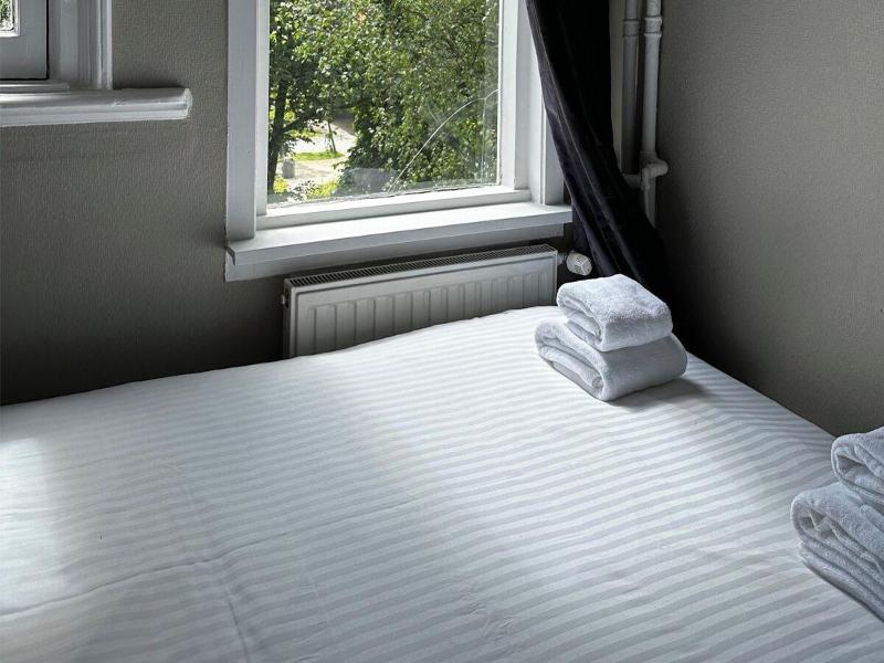 Vondel Garden Hotel image