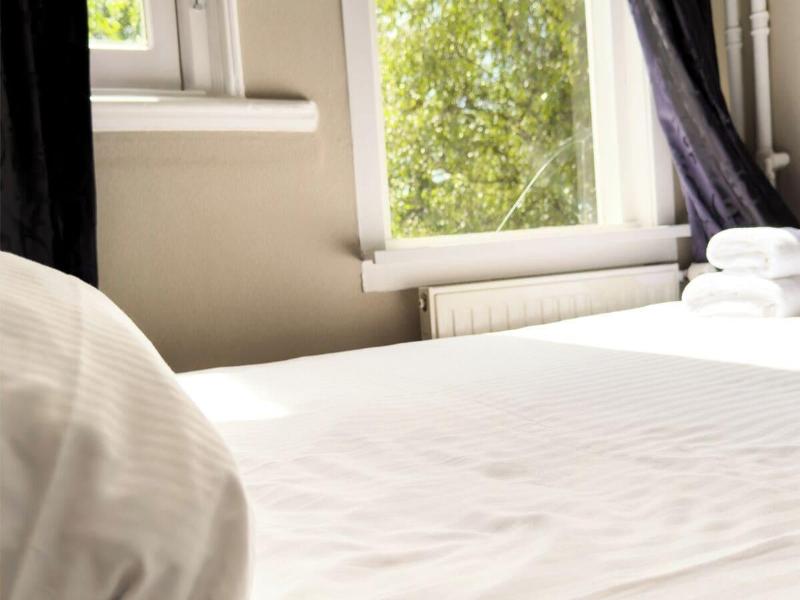 Vondel Garden Hotel image