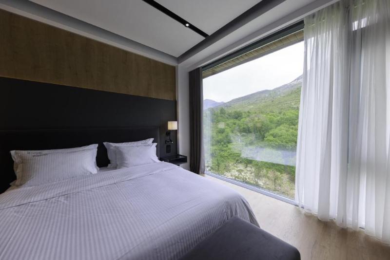 Uji I Ftohte Hotel image