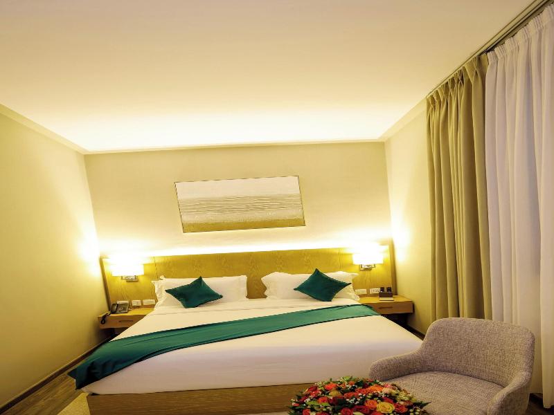 Jano Hotel image