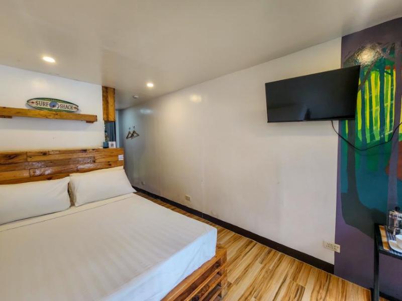 Kaliraya Surf Kamp Laguna image