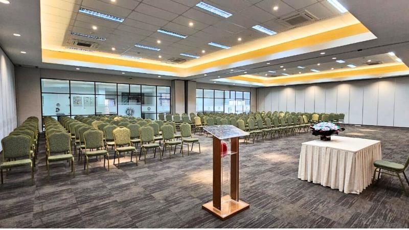 Tos Hotel & Convention Center Tangerang image