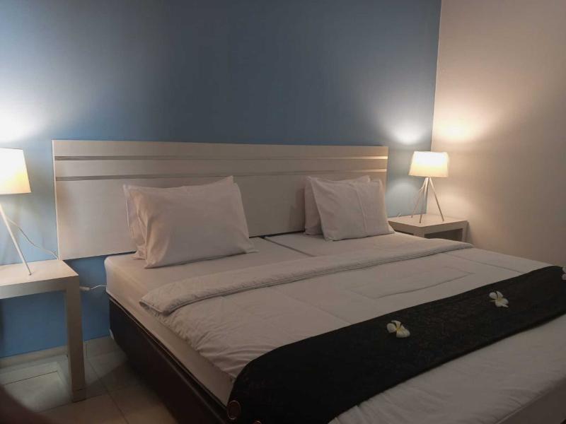 Tos Hotel & Convention Center Tangerang image