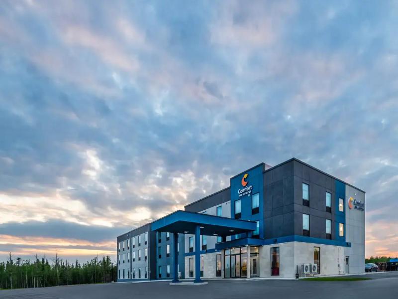 Comfort Inn & Suites Cochrane ON — general view