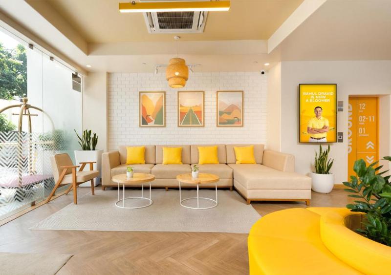Bloom Hub WEH Andheri