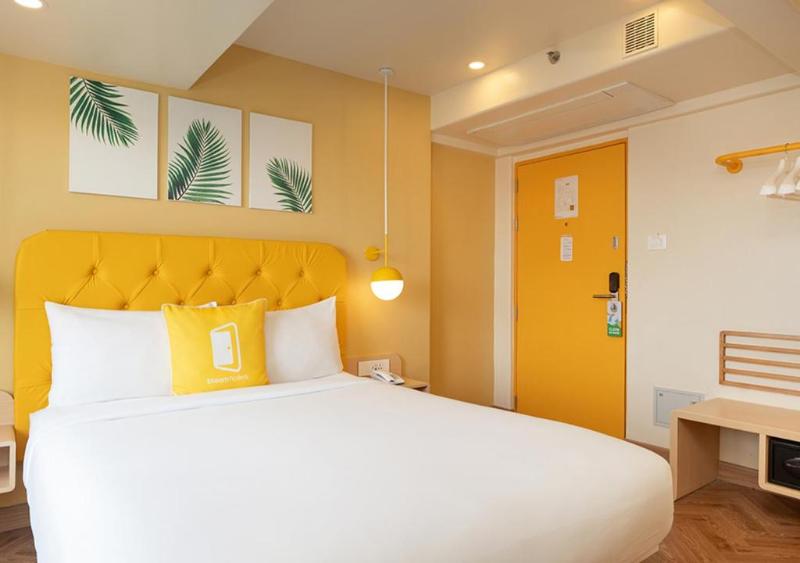 Bloom Hub WEH Andheri