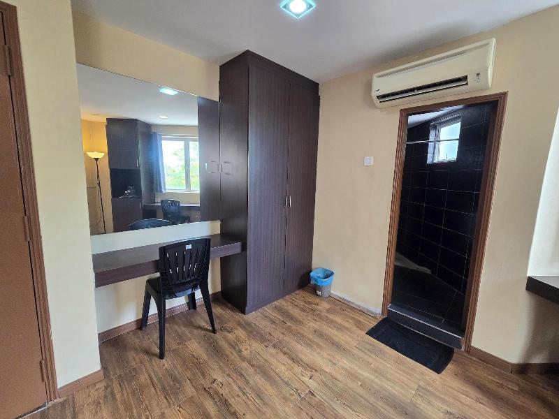 Fast Hotel Melaka By Zuzu image