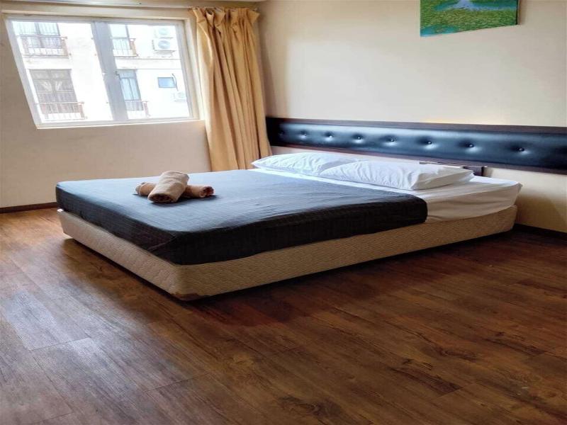 Fast Hotel Melaka By Zuzu image
