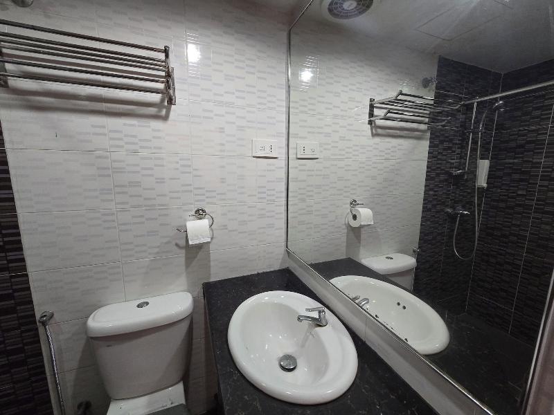 Fast Hotel Melaka By Zuzu image