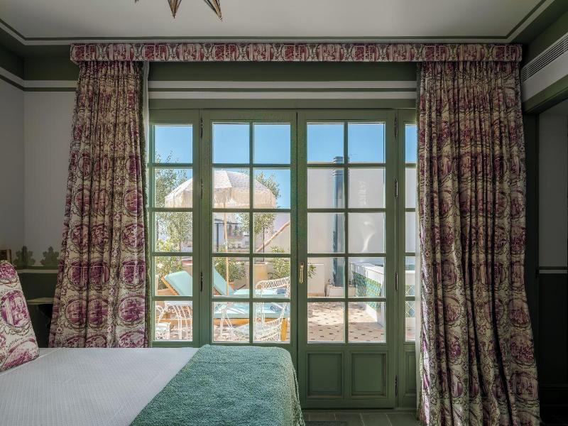 Cristine Bedfor Guest Houses Sevilla image