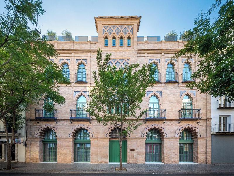 Cristine Bedfor Guest Houses Sevilla image