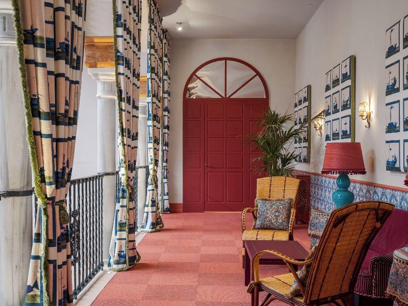 Cristine Bedfor Guest Houses Sevilla image