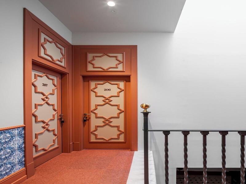 Cristine Bedfor Guest Houses Sevilla image