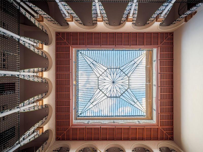 Cristine Bedfor Guest Houses Sevilla image