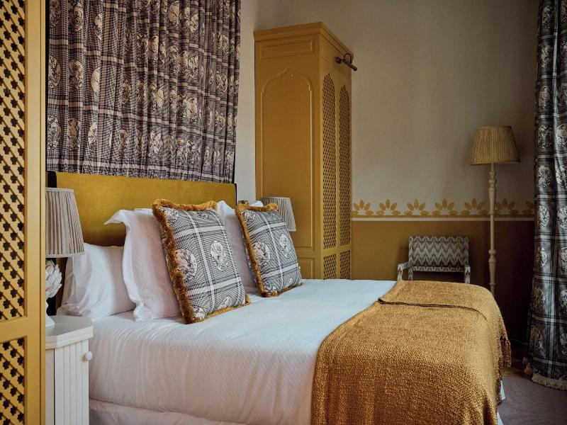Cristine Bedfor Guest Houses Sevilla image