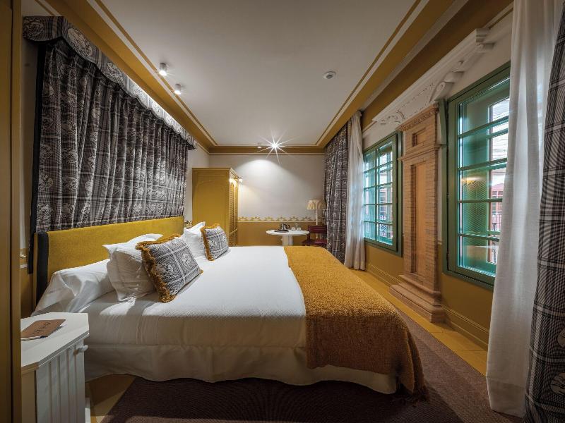 Cristine Bedfor Guest Houses Sevilla image