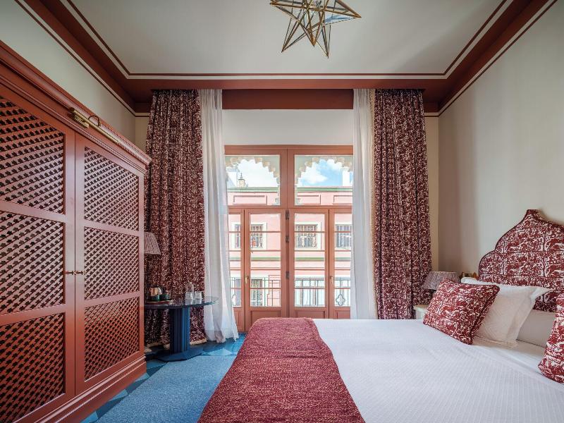 Cristine Bedfor Guest Houses Sevilla image