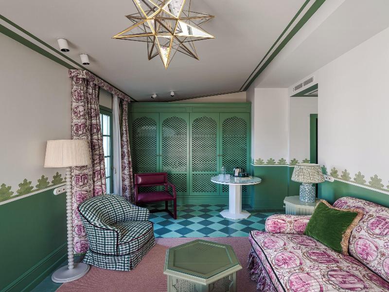 Cristine Bedfor Guest Houses Sevilla image