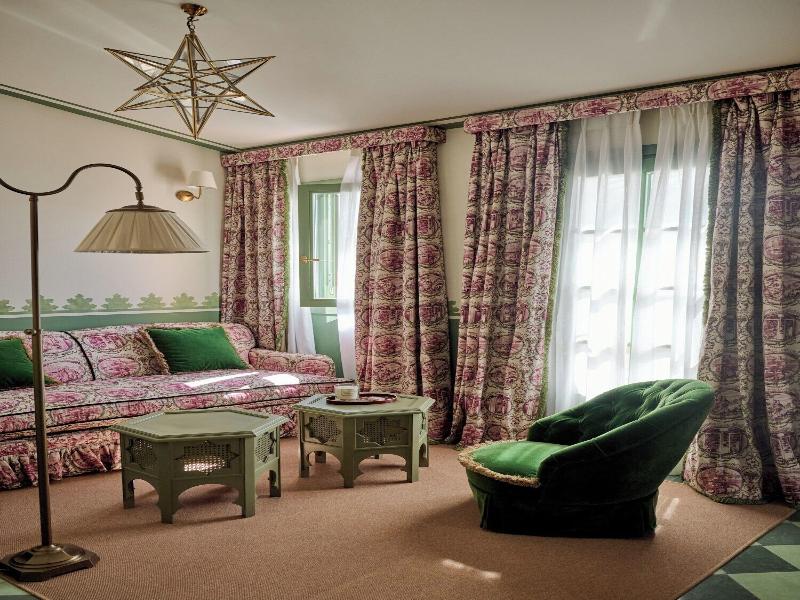 Cristine Bedfor Guest Houses Sevilla image