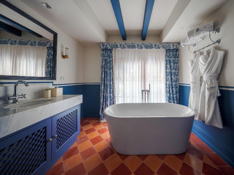 Cristine Bedfor Guest Houses Sevilla image