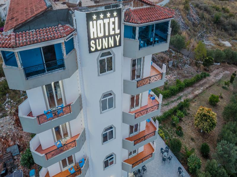 Sunny Hotel — general view