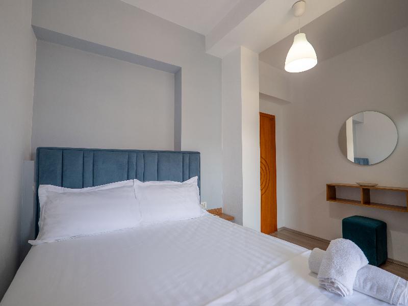 Sunny Hotel image