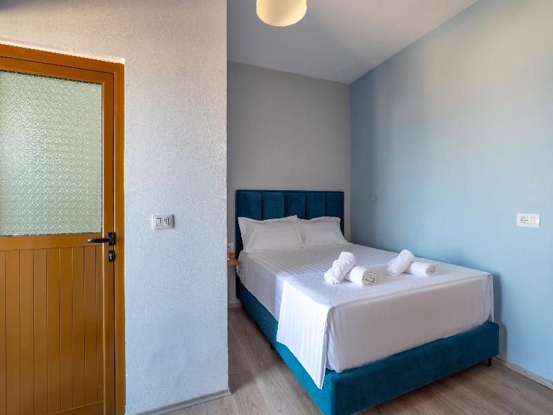 Sunny Hotel image